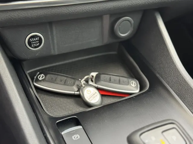Nissan QASHQAI 1.3 MHEV Xtronic Acenta Panoramadak