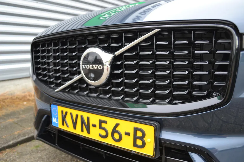 Volvo XC60 T8 PLUG-IN HYBRID AWD ULTIMATE