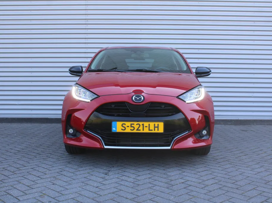 Mazda 2 Hybrid 1.5 Select | Trekhaak | Stuur-/stoelverwarming | Camera | HUD | Telefoonlader | Dodehoek detectie | Cruise adapt. | Clima | 16' LM |