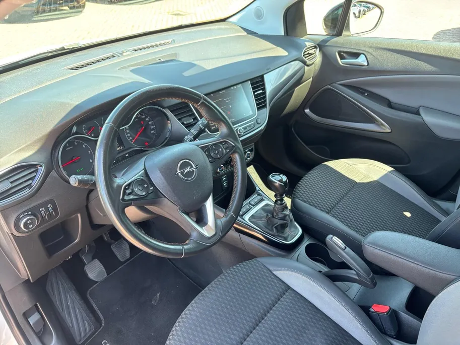 Opel Crossland X 1.2 Turbo Innovation *Navigatie*Trekhaak*Parkeersensoren*Climate Control*LM.Velgen*Cruise Control*Nette auto!