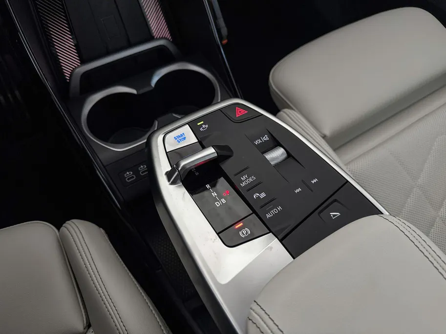 BMW iX1 eDrive20 67 kWh M Sport Edition