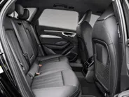 Audi A6 Avant 2.0 367pk e-hybrid Quattro S edition Competition · Wegklapbare Trekhaak · 360 Camera · B&O Audio · Matrix LED · 20'' Inch · 19-08-2030 of 100.000km
