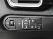 Kia ProCeed 1.5 T-GDi DCT7 GT-Line | BTW Auto | Automaat | Trekhaak | Verwarmde sportstoelen | Camera | Dodehoek detectie | Telefoonlader | LED |