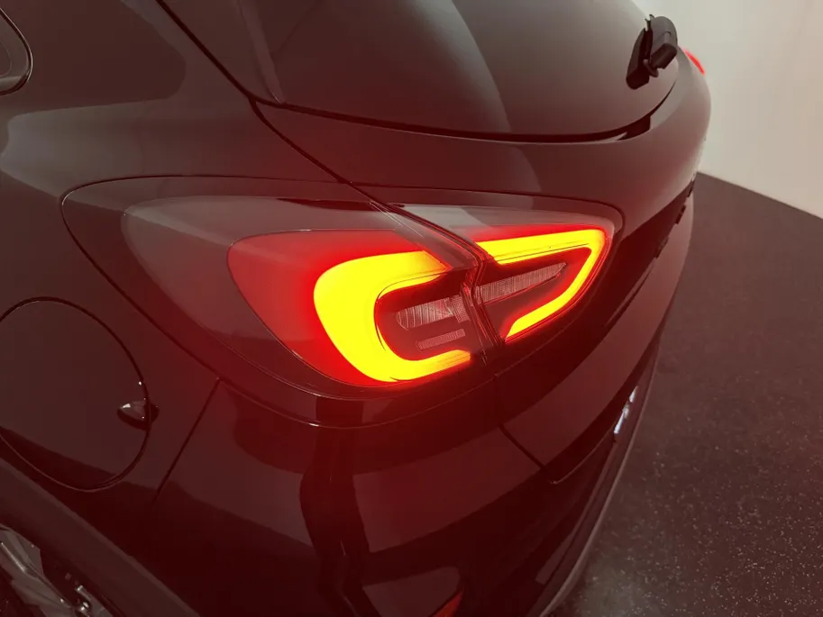 Ford Puma 1.0 EcoBoost Hybrid Titanium | DIT IS EEN VOORRAADAUTO! | Apple Carplay / Android Auto | Full LED | Cruise Control |