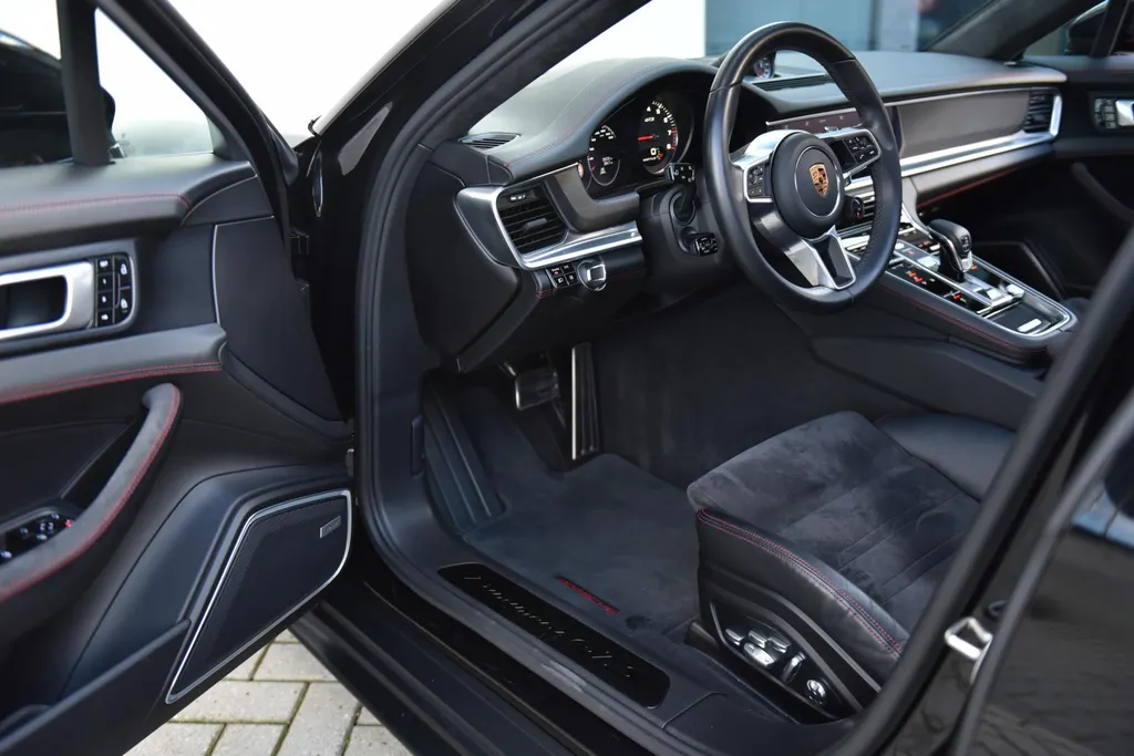 Porsche Panamera Sport Turismo 4.0 GTS