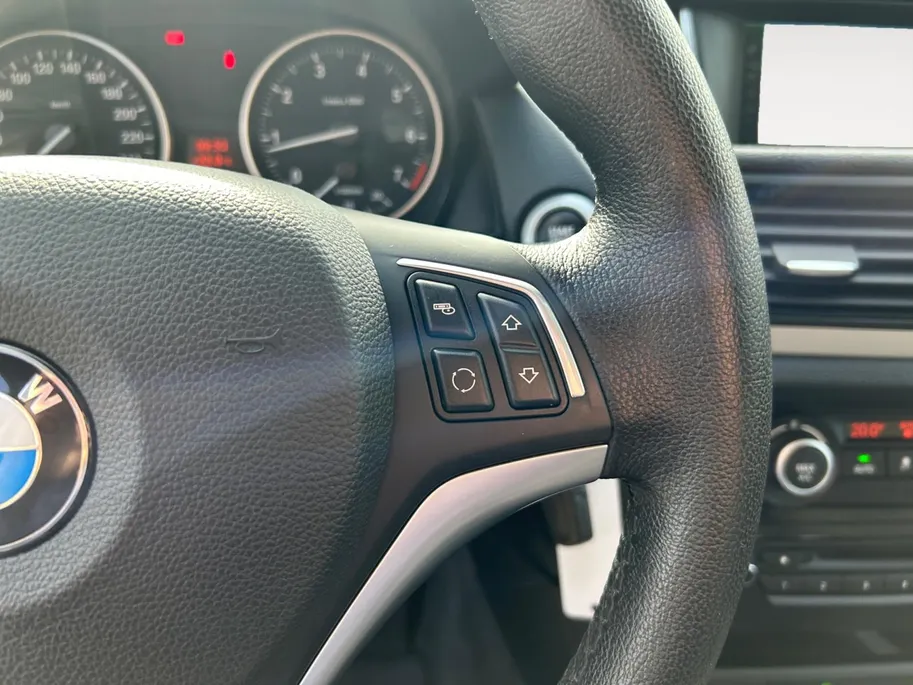 BMW X1 sDrive18i | Navi | Climate control | PDC