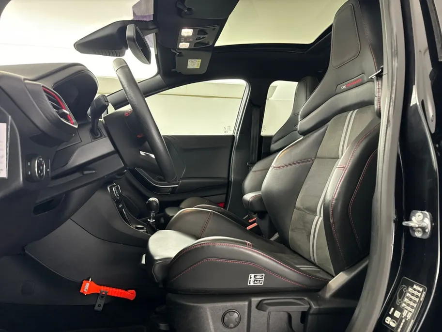 Ford Puma 1.5 EcoBoost ST-X | 200 PK | Panoramadak | Performance Pack | B&O Premium Audio | Elektrische Achterklep