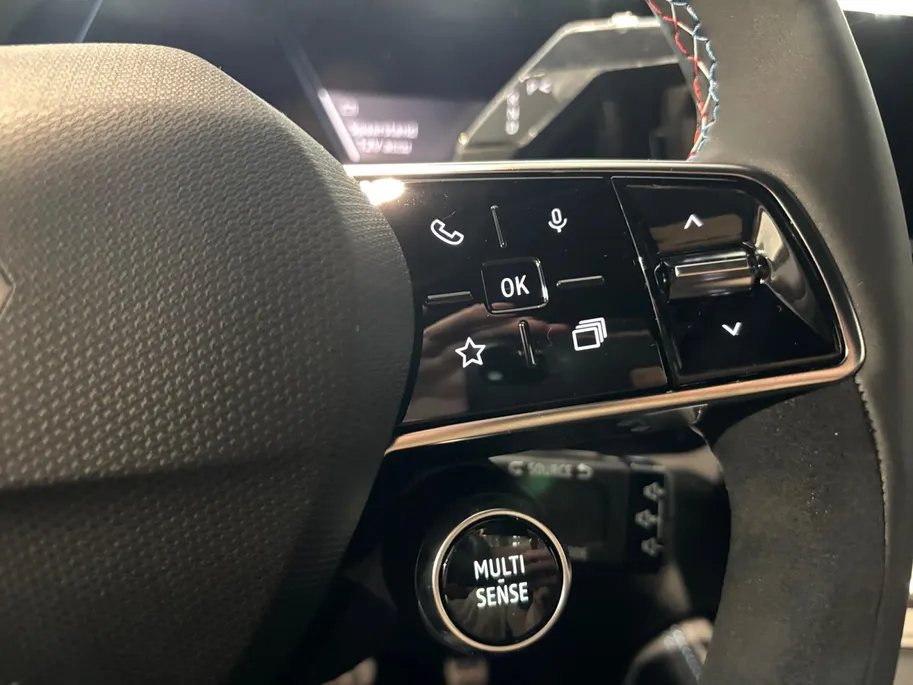 Renault Austral 1.2 E-Tech full hybrid 200 esprit Alpine Direct uit voorraad leverbaar | 5 jaar garantie | financiering tegen 2.9% rente | Renault Den Haag |