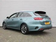 Kia Ceed Sportswagon 1.0 T-GDi MHEV Design Edition | Stuur-/stoelverwarming | Cruise adapt. | Camera | 16' LM | Elek. achterklep | JBL audio | LED |