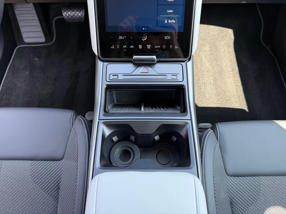 Ford Explorer Style Standard Range RWD 58 kWh | DEMO | €3.500,- Ready Set Ford Bonus | 444km WLTP rijbereik | Warmtepomp | 19' Lichtmetalen velgen | Elektrisch Verstelbare Bestuurdersstoel | Verwarmbare voorstoelen | Elektrische Achterklep |