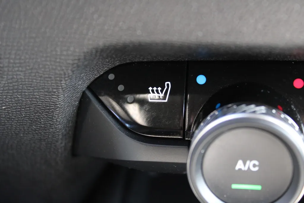 Citroën ë-C4 Shine 50 kWh | Airco | Cruise | Navi | Keyless | Trekhaak | LM Velgen | Heads Up Display | Stoelverwarming |