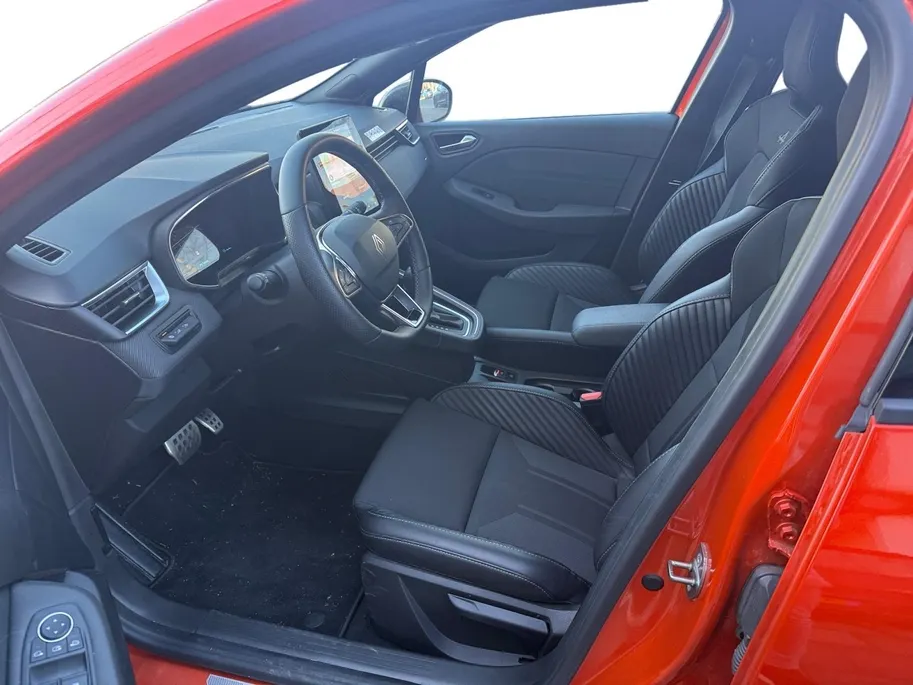 Renault Clio 1.6 E-Tech Full Hybrid 145 esprit Alpine AUTOMAAT NAVI AIRCO CAMERA APPLE CARPLAY ANDROID AUTO ADAPTIEVE CRUISE CONTROLE 9.3 INCH SCHERM ZEER MOOIE AUTO DEALER ONDERHOUDEN