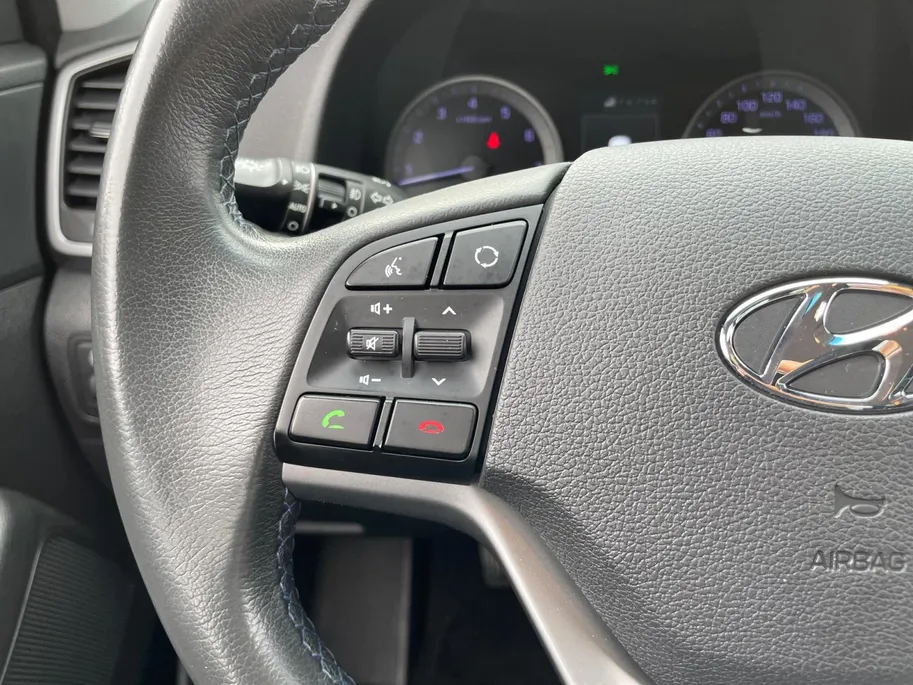 Hyundai Tucson 1.6 GDi Comfort *Navi*Camera*Trekhaak*Dual Climate Control*Cruise Control*Stoelverwarming*LM.Velgen*Zeer nette auto!