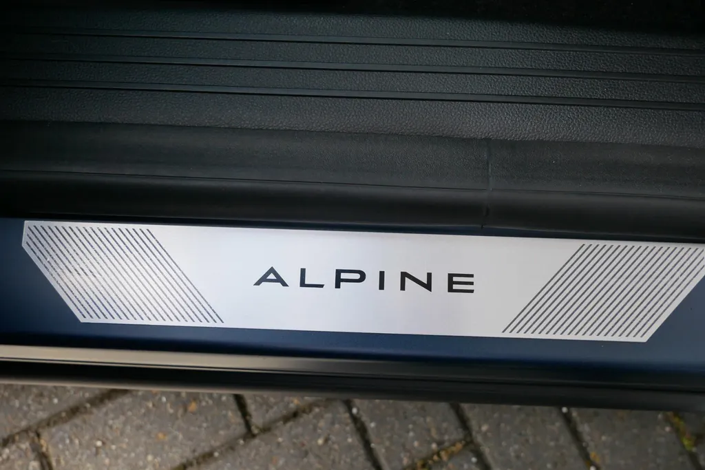 Renault Austral 1.2 E-Tech full hybrid 200 esprit Alpine | €9.300 VOORRAADKORTING op=op | 5 jaar garantie | Pack Light & Sound