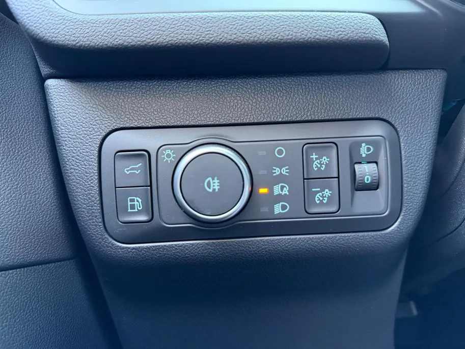 Ford Kuga 2.5 PHEV ST-Line X | Trekhaak | 2100 KG Trekgewicht | Adaptieve Cruise Control | Dodehoek Detectie | AGR-Stoelen | Winter Pack |