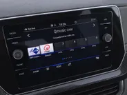 Volkswagen T-Cross 1.0TSI/116PK R-Line · Apple/Android Car Play · Camera + Parkeersensoren · Dodehoeksensor · Garantie t/m 24-02-2028