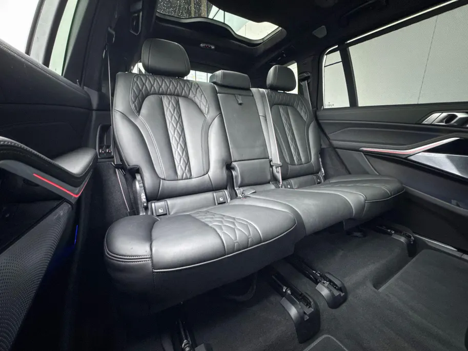 BMW X7 M60i xDrive