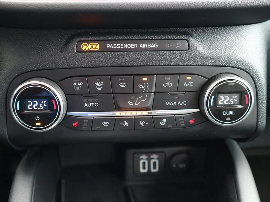 Ford Kuga 2.5 PHEV Vignale | TREKHAAK | PANO | HUD | ADAP CRUISE | WINTER |