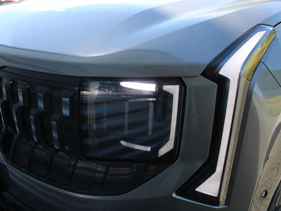 Kia Seltos Seltos 1.6 T-GDi DCT7 X-Line Demo Edition | Stuur-/stoelverwarming + ventilatie | 360 Camera | Leer | Elek. stoelverstelling | Inductielader | LED | 19" LM |