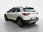 Kia Stonic 1.0 T-GDi DynamicLine | Navigatie | Apple Carplay / Android Auto | Achterruitrij Camera | Cruise Control | Lichtmetalen Velgen |
