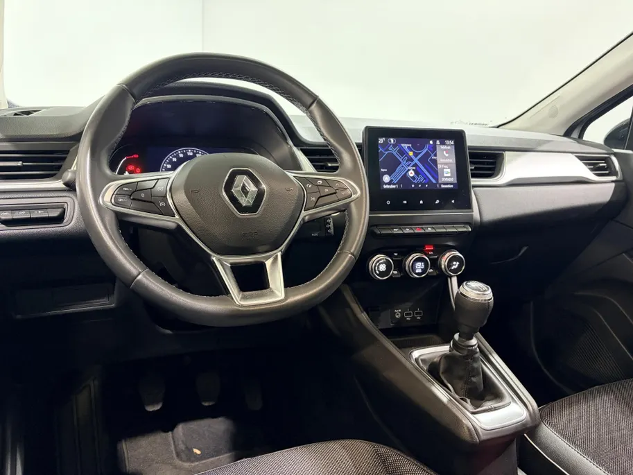 Renault Captur 90PK TCe Techno | 1e eigenaar | Schuif-Kantel Dak | Camera | Navigatie | Apple Carplay/Android Auto | Parkeersensoren | Trekhaak | Climate Control | Lichtmetalen Velgen | Full LED |