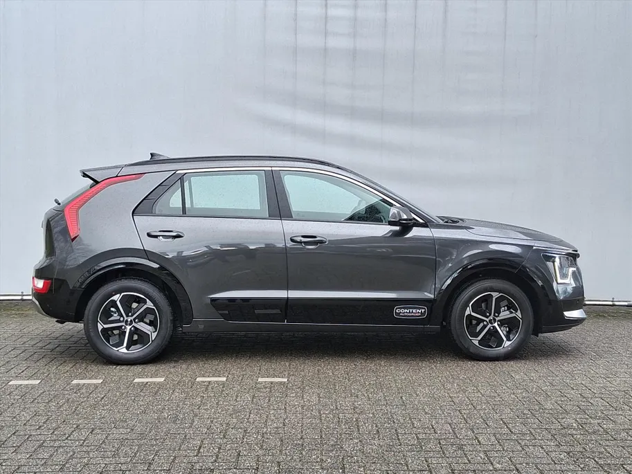 Kia Niro 1.6 GDi Hybrid DynamicLine |Demo