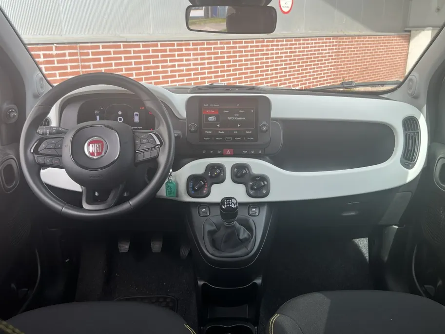 Fiat Panda 1.0 Hybrid Pandina | Cruise Control | Carplay | Airco