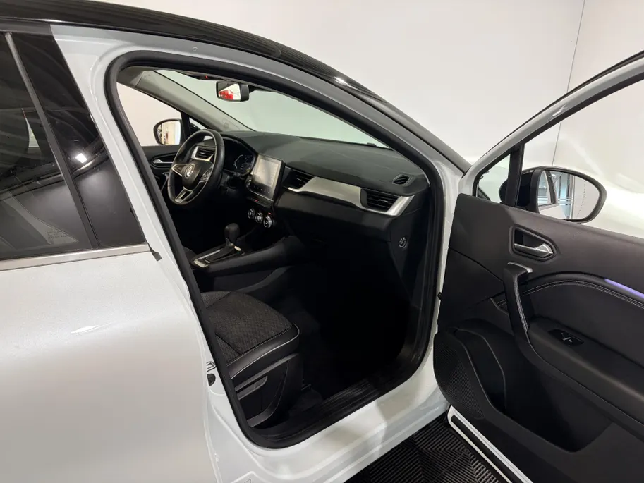 Renault Captur 145PK E-Tech Full Hybrid Techno Automaat | 1e eigenaar | Navi | Camera | Parkeersensoren | Climate Control | Apple CarPlay/Android Auto | Cruise Control | Lichtmetalen Velgen | Licht & Regen Sensor |