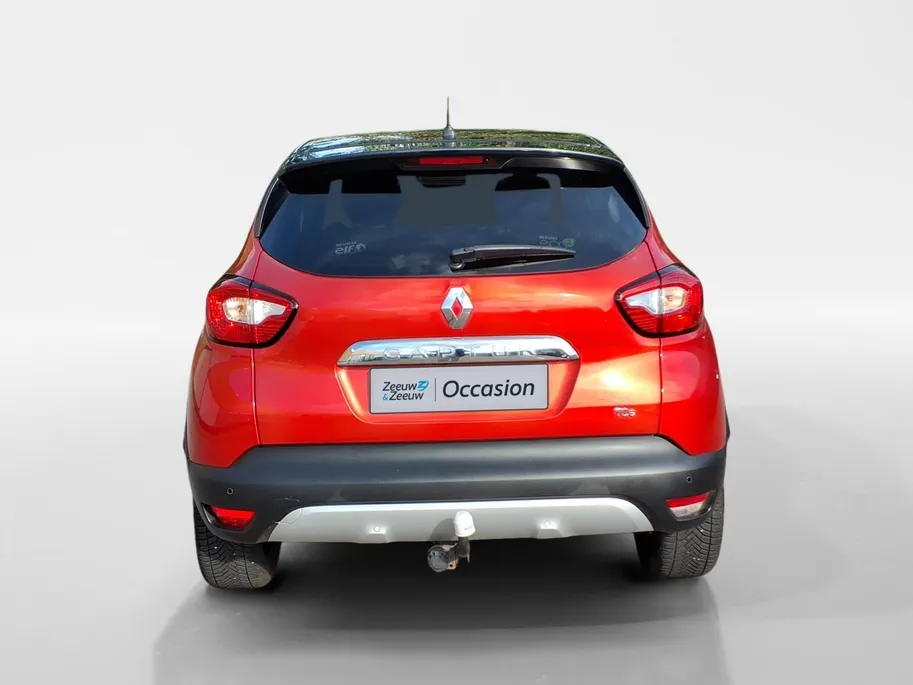 Renault Captur 0.9 TCe Xmod airco (automatisch) , navi , trekhaak , stoelverwarming , cruise , tel , usb , lm velgen .