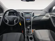 Hyundai i30 1.6 GDI Go! | 1e eigenaar | Volledig onderhouden! | Navigatie | Cruise Control | Achteruitrijcamera | Elektr. ramen | Climate Control | 12 maanden garantie!