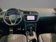 Volkswagen Tiguan 1.4TSI eHybrid 245pk R-Line Business+ · Trekhaak · Navigatie · Apple/Android · Camera + Parkeersensoren · Garantie t/m 07-10-2026 of 100000km.