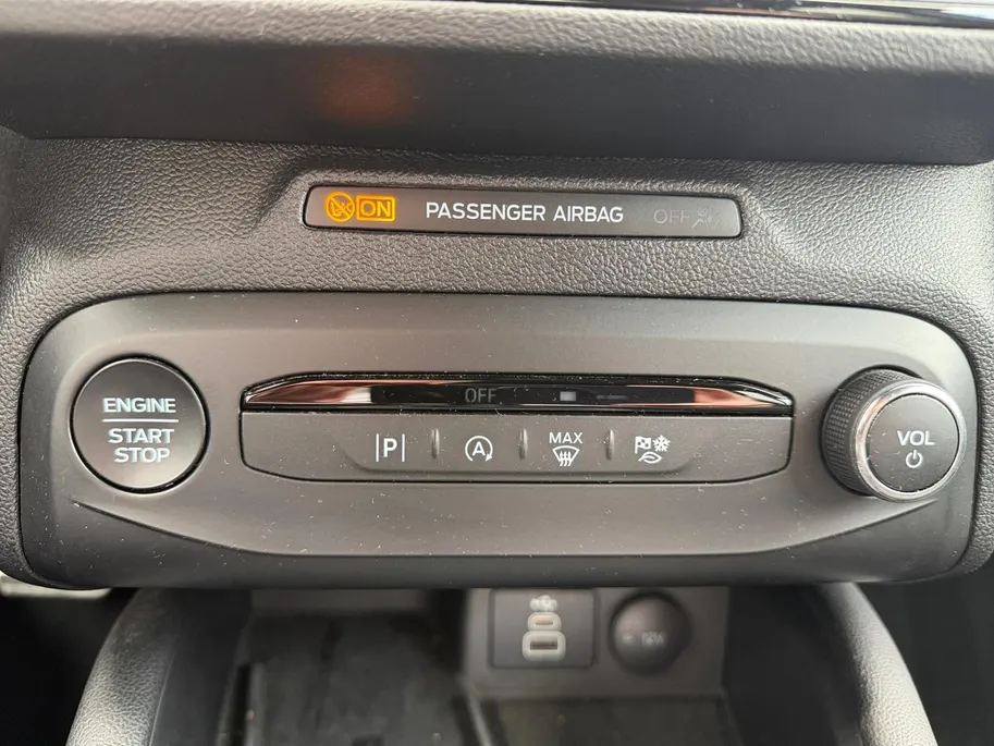 Ford Focus Wagon 1.0 EcoBoost Hybrid ST Line X | NL auto | Dealer onderhouden | 155 pk |  Automaat | BLIS| Adapt. cruise control | Winter pack | Parkeersensoren voor en achter | Achteruitrijcamera | Elektr. achterklep | B&O audio | 18' lichtmetalen velgen | Bovag ga