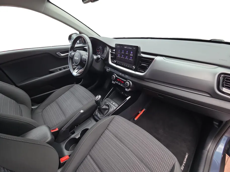 Kia Stonic 1.0 T-GDi MHEV DynamicPlusLine 1e Eigenaar | Zeer nette auto | Dealer onderhouden | Navi | Camera | Cruise & Climate control | Apple CarPlay & Android Auto | Fabrieksgarantie t/m 11-12-2030 +3x 1 jaar* | NAP