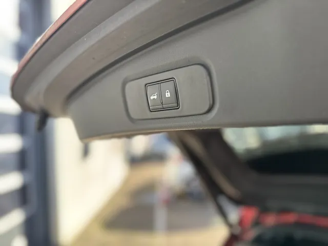 Nissan QASHQAI 1.3 MHEV Xtronic N-Connecta Design Automaat