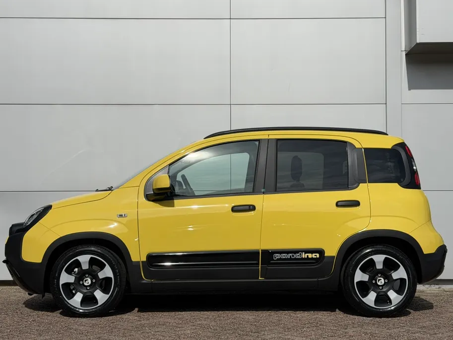 Fiat Panda 1.0 Hybrid 70 PK Cross | Carplay | Airco | PDC