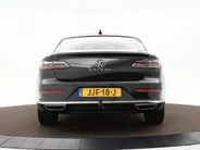 Volkswagen Arteon 1.4 TSI PHEV 218pk DSG eHybrid Elegance Business · Wegklapbare Trekhaak · Camera · Apple/Android Car Play · Dodehoek Detectie · Navigatie · 18'' Inch · EXTRA INRUILKORTING ·