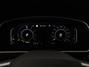 Volkswagen Tiguan 1.4 TSI 245pk DSG eHybrid Life Business · Camera · P-Sensoren · Wegklapbare Trekhaak · Dodehoek Detectie · 18'' Inch ·