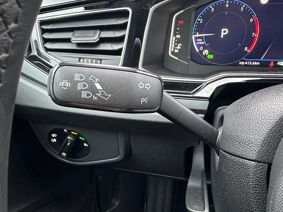 Volkswagen Taigo 1.0 TSI R-Line | Digital Cockpit | Camera | Adaptive Cruise Control | Apple CarPlay & Android Auto | LMV | Climate Control | Parkeersensoren | Verwarmde Spiegels | Bovag garantie | NAP