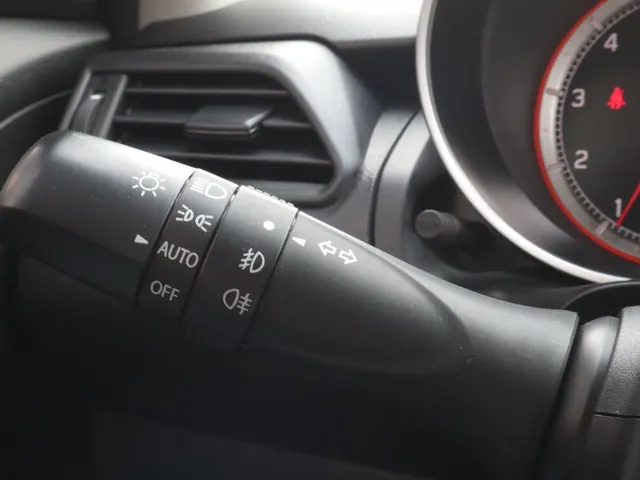 Suzuki Swift 1.2 Select Carplay | Camera