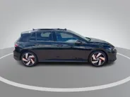 Volkswagen Golf 2.0TSI/265PK GTI DSG · Panoramadak · Camera · Trekhaak · Apple/Android Car Play · Garantie t/m 27-03-2030 of 100.000km