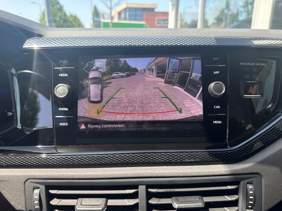 Volkswagen Polo 1.0 TSI R-Line Apple/Android | Camera | cruise control