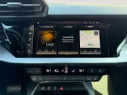 Audi A3 Limousine 30 TFSI Advanced edition | Automaat | Trekhaak | Cruise Control | All Season Banden | Climate Control | Verwarmbare Voorstoelen | Parkeersensoren Achter | Navigatie | Bovag Garantie