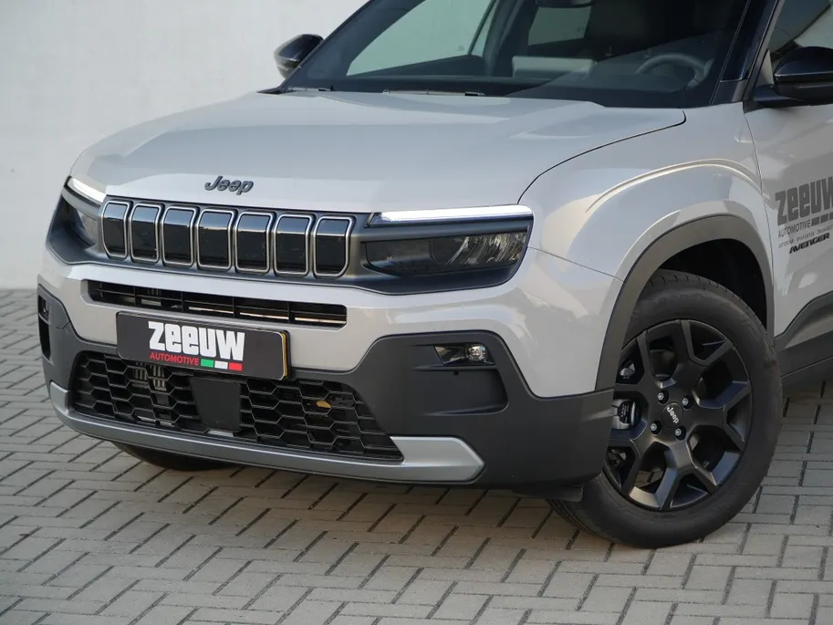 Jeep Avenger 1.2 e-Hybrid Black Edition | Winter | Navi | Carplay