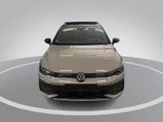 Volkswagen Golf 1.5 272pk DSG eHybrid GTE · Panoramadak · 360 Camera · Dodehoek Detectie · Stoel-& Stuurverwarming · 17'' Inch · Garantie t/m 18-11-2030 of 100.000km