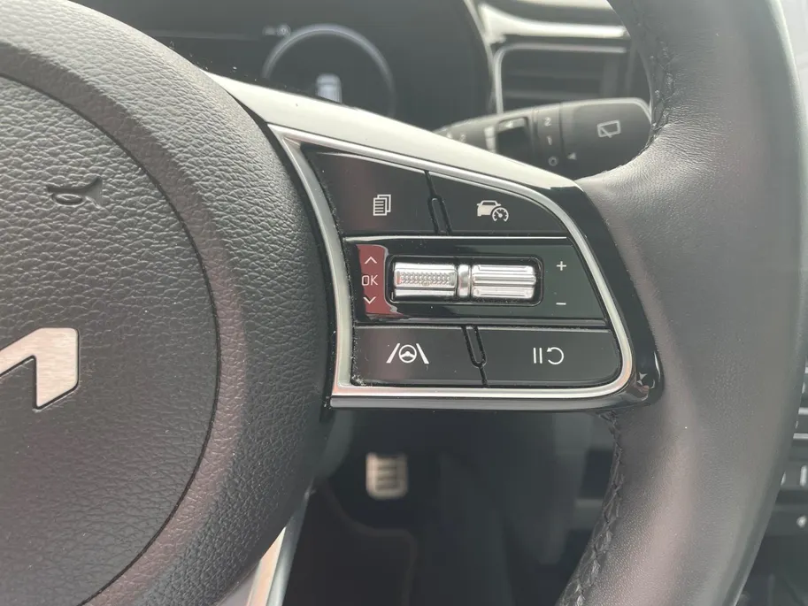 Kia Ceed Sportswagon 1.0 T-GDi ExecutiveLine | Navigatie| Climate Control| Cruise Control| Stoel verwarming| Stuur verwarming| Camera| elec. stoel met geheugen| JBL speakers| Schuif en kanteldak!
