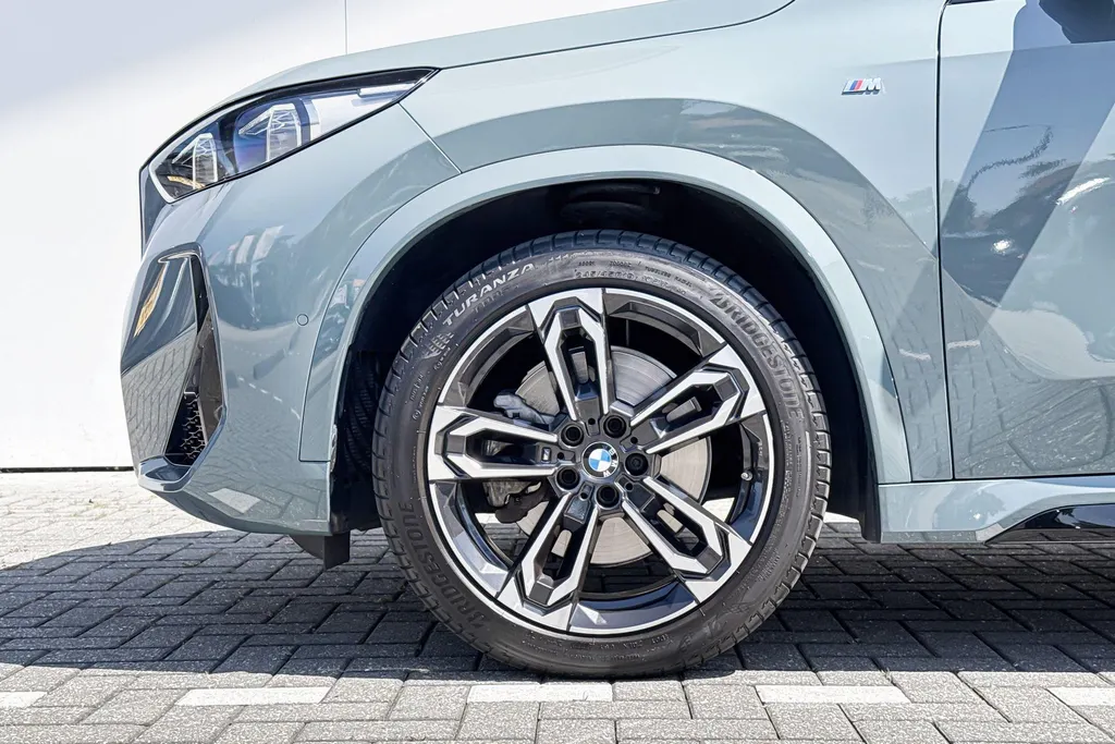 BMW X1 xDrive23i