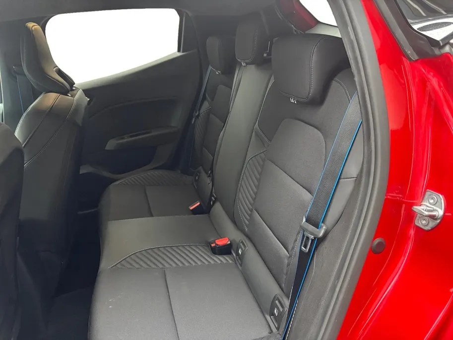 Renault Clio 1.6 E-Tech Full Hybrid 145 esprit Alpine AUTOMAAT NAVI AIRCO CAMERA CRUISE CONTROLE 9.3 INCH APPLE CARPLAY ANDROID AUTO SPORTSTOELEN ZEER DIKKE AUTO