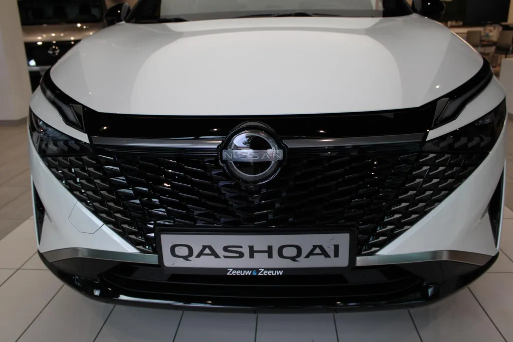 Nissan QASHQAI 1.3 MHEV Xtronic Tekna Plus | 1800KG TREKGEWICHT | €5.000,- VOORRAAD KORTING! | FULL OPTION |