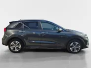 Kia e-Niro DynamicPlusLine 64 kWh | Airco | Navi | Camera | Stoelverwarming | Stuurverwarming | Schuifdak |