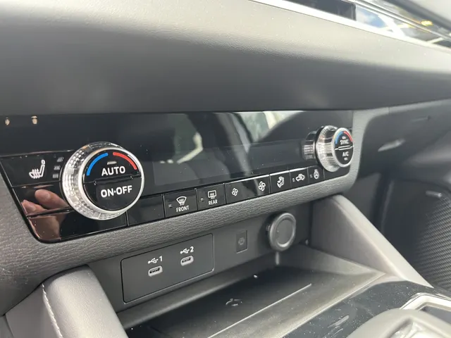 Mitsubishi Outlander 2.4 PHEV Intense+